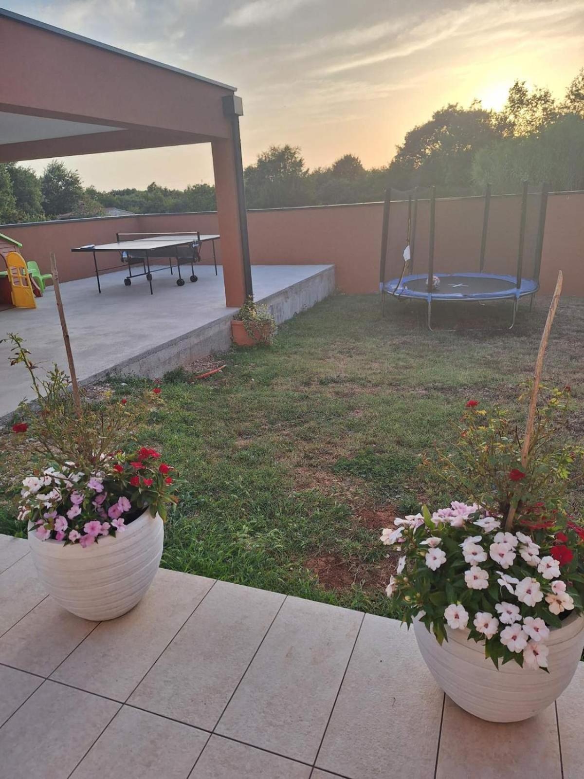 Apartmani Danica Vodnjan Exterior foto