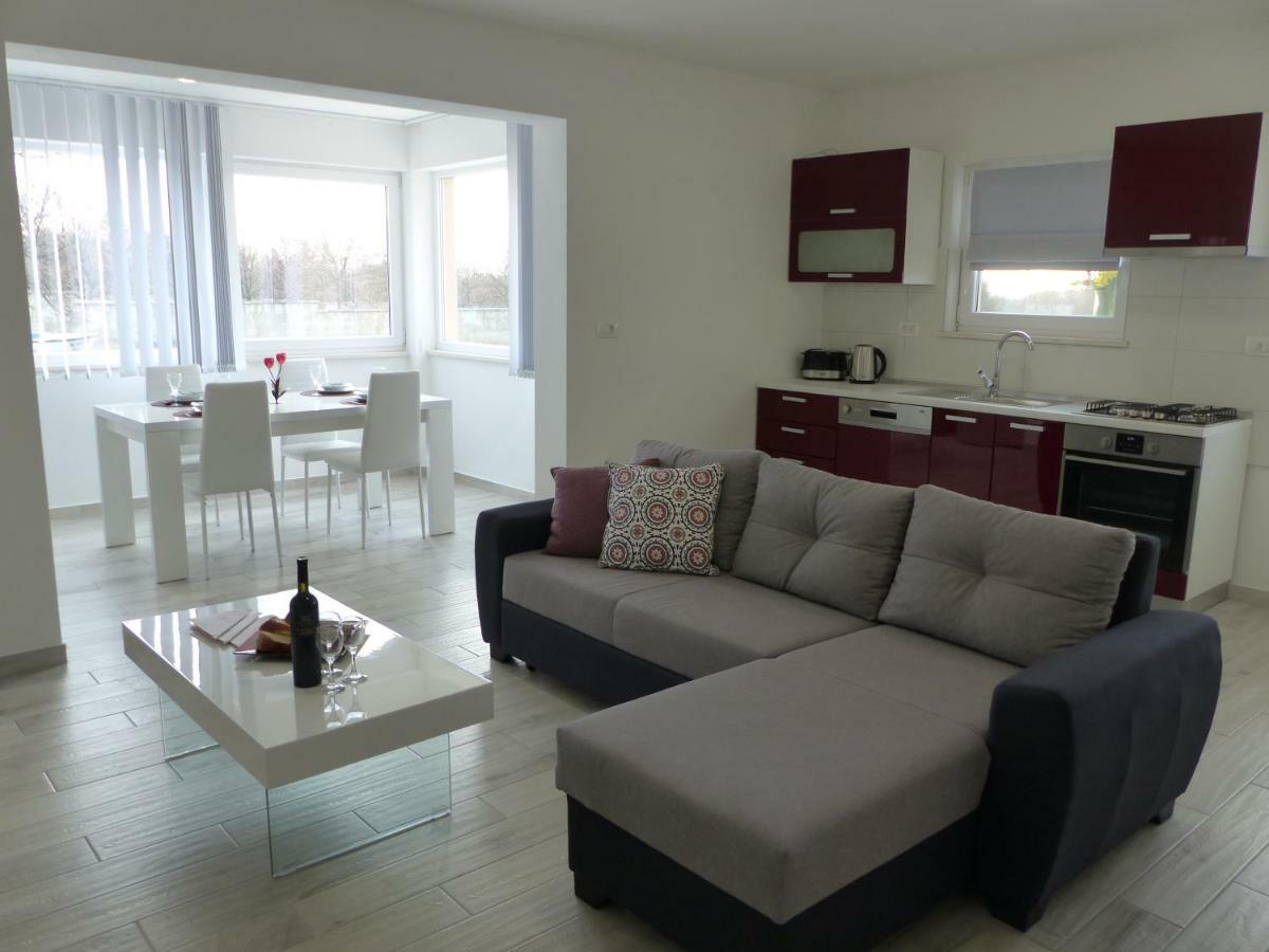 Apartmani Danica Vodnjan Exterior foto