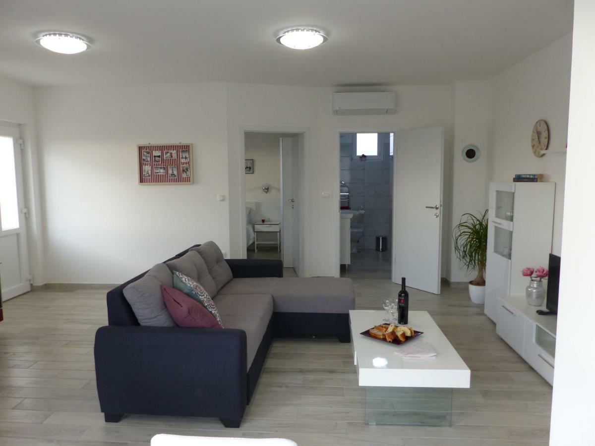 Apartmani Danica Vodnjan Exterior foto