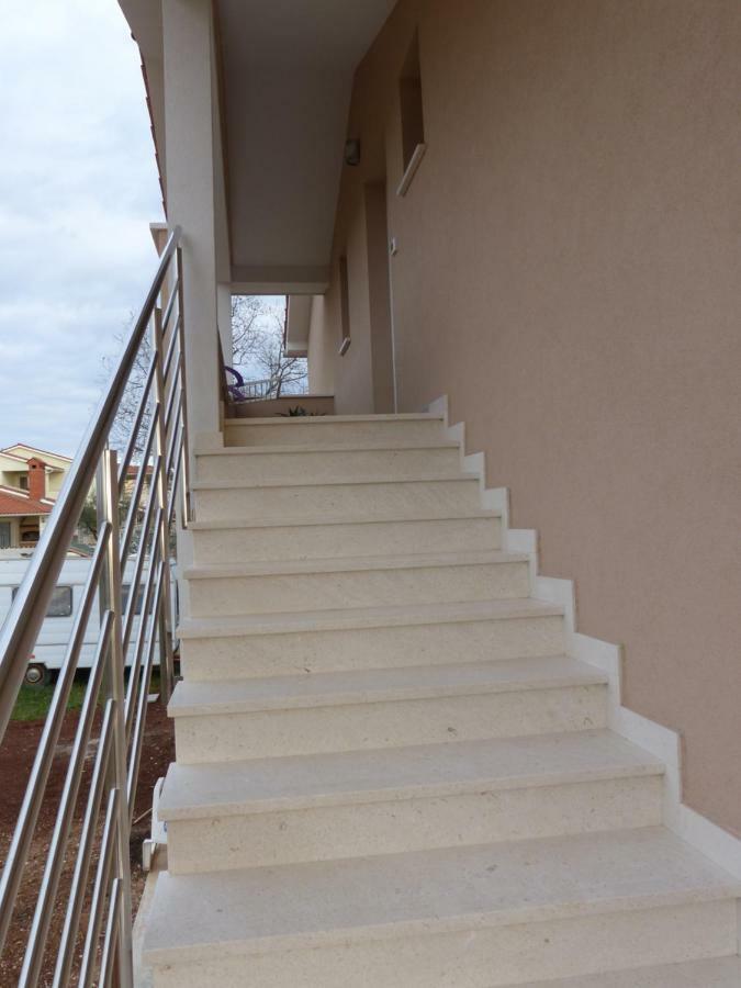 Apartmani Danica Vodnjan Exterior foto